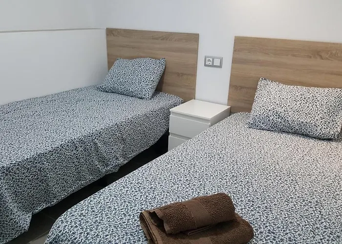 El Nido De Los Angeles 普拉亚戴尔雷安格莱斯