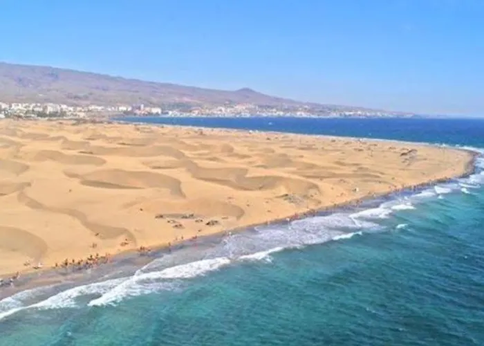 El Nido De Los Angeles 普拉亚戴尔雷安格莱斯