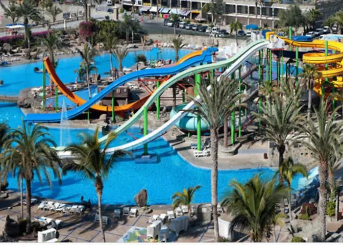 El Nido De Los Angeles 普拉亚戴尔雷安格莱斯